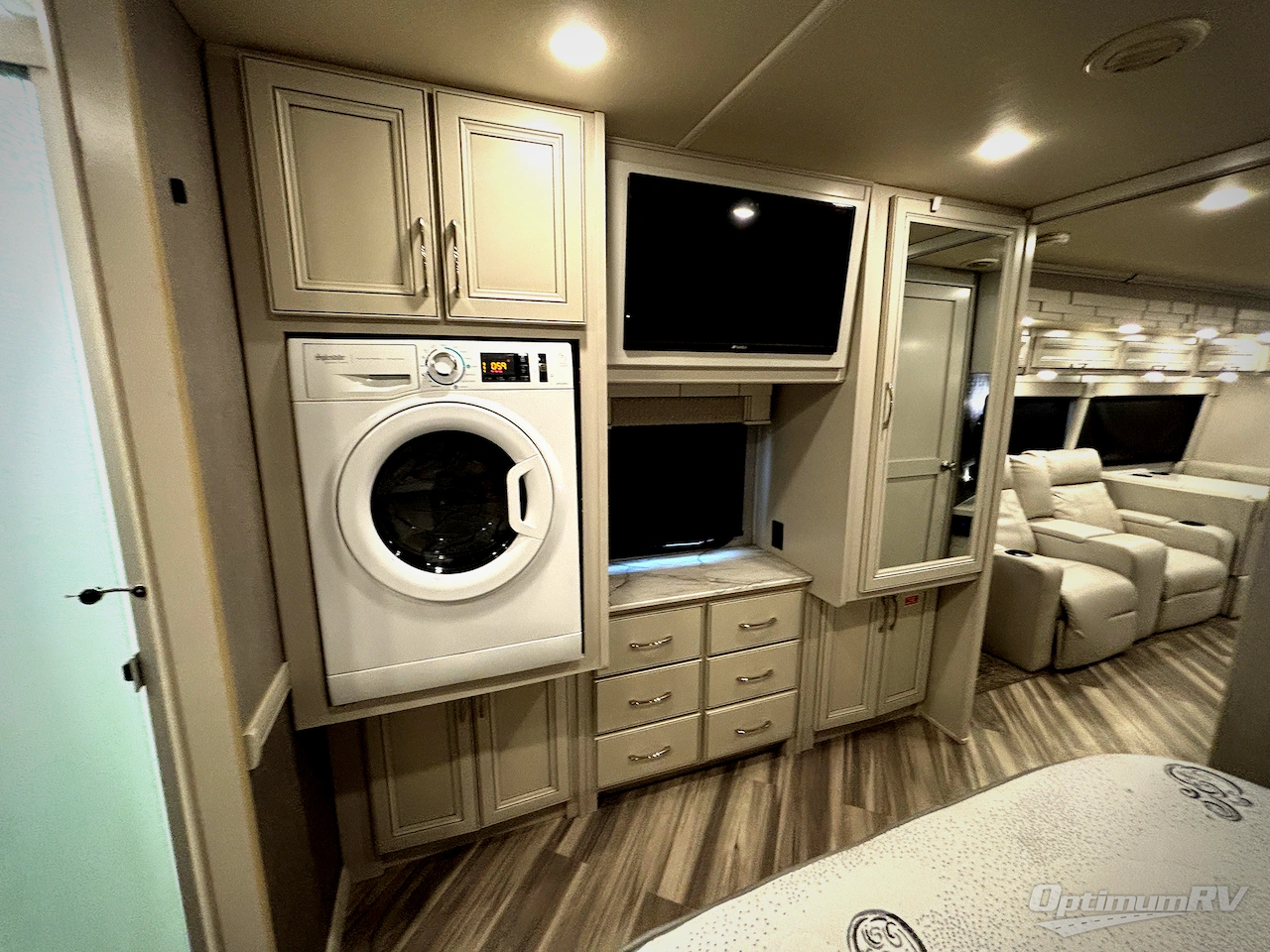 2022 Fleetwood Southwind 35K Photo 18