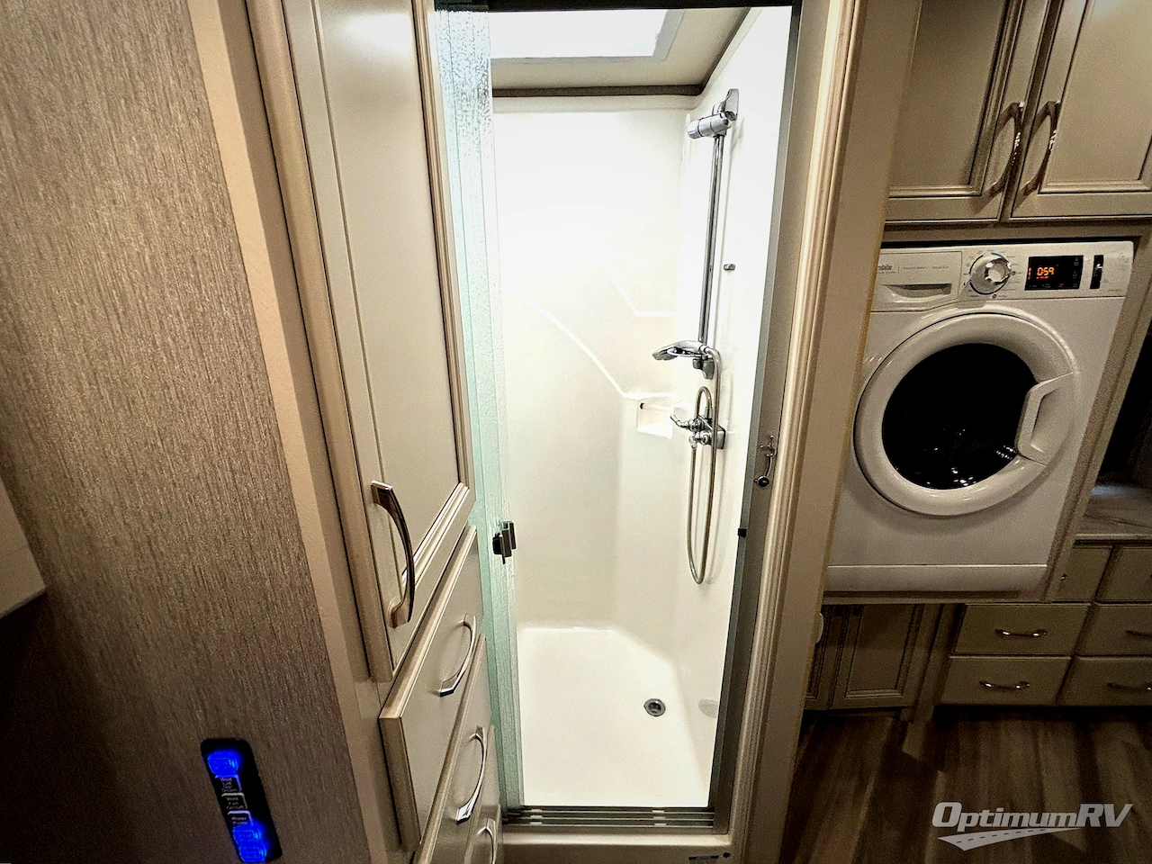 2022 Fleetwood Southwind 35K Photo 20