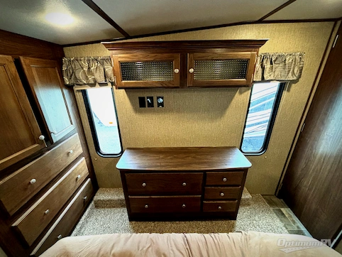 2017 Keystone Sprinter 353FWDEN RV Photo 4