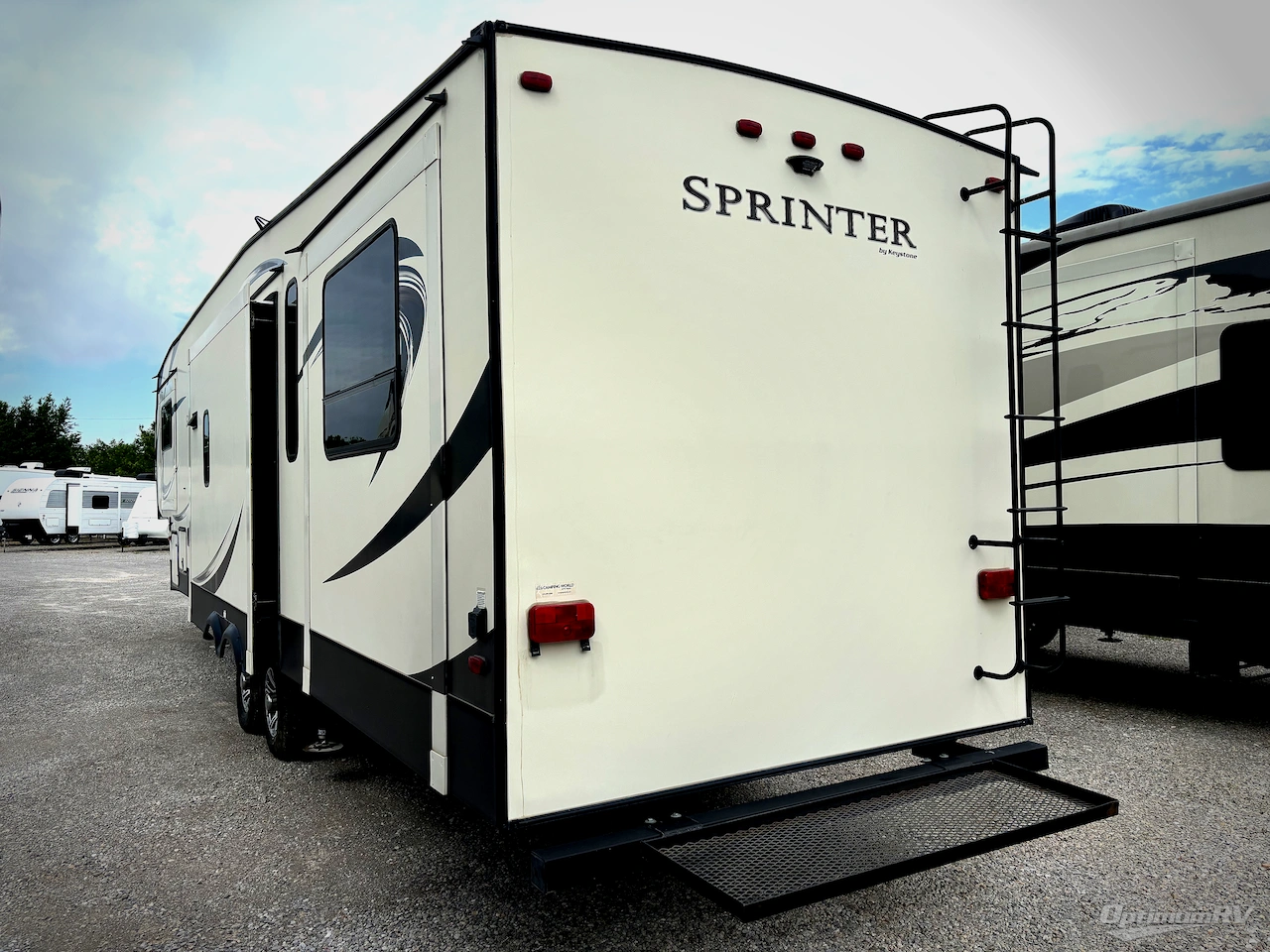 2017 Keystone Sprinter 353FWDEN Photo 3
