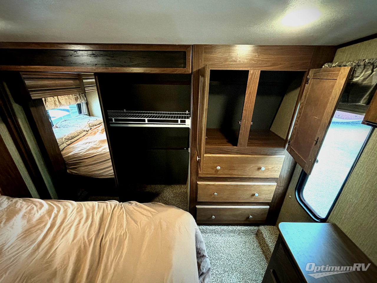 2017 Keystone Sprinter 353FWDEN Photo 12