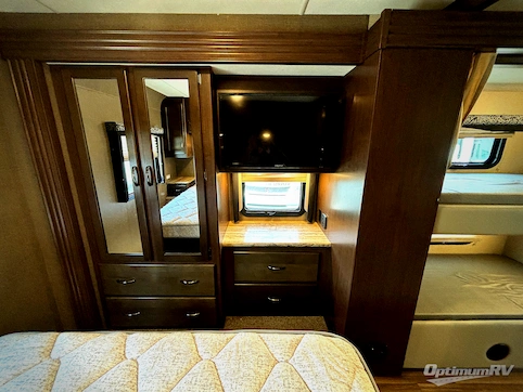 2018 Thor ACE 30.2 RV Photo 3