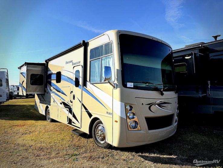 2021 Thor Freedom Traveler A27 RV Photo 1