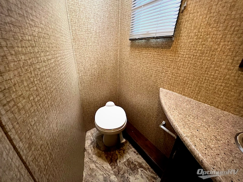 2016 Coachmen Mirada 35LS RV Photo 3