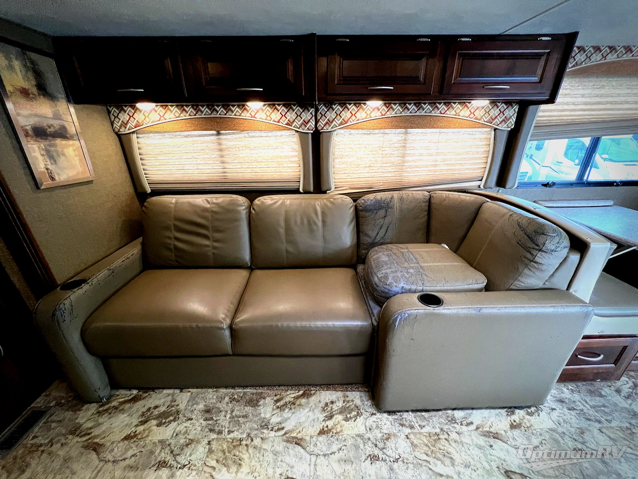 2016 Coachmen Mirada 35LS Photo 12