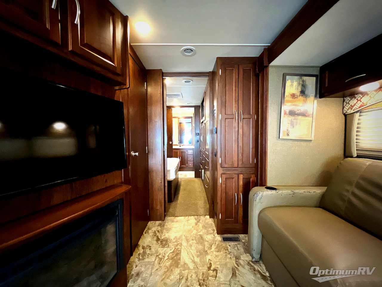 2016 Coachmen Mirada 35LS Photo 15