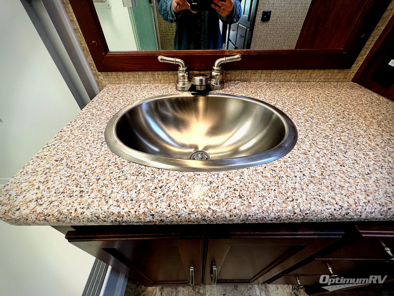 2016 Coachmen Mirada 35LS Photo 26