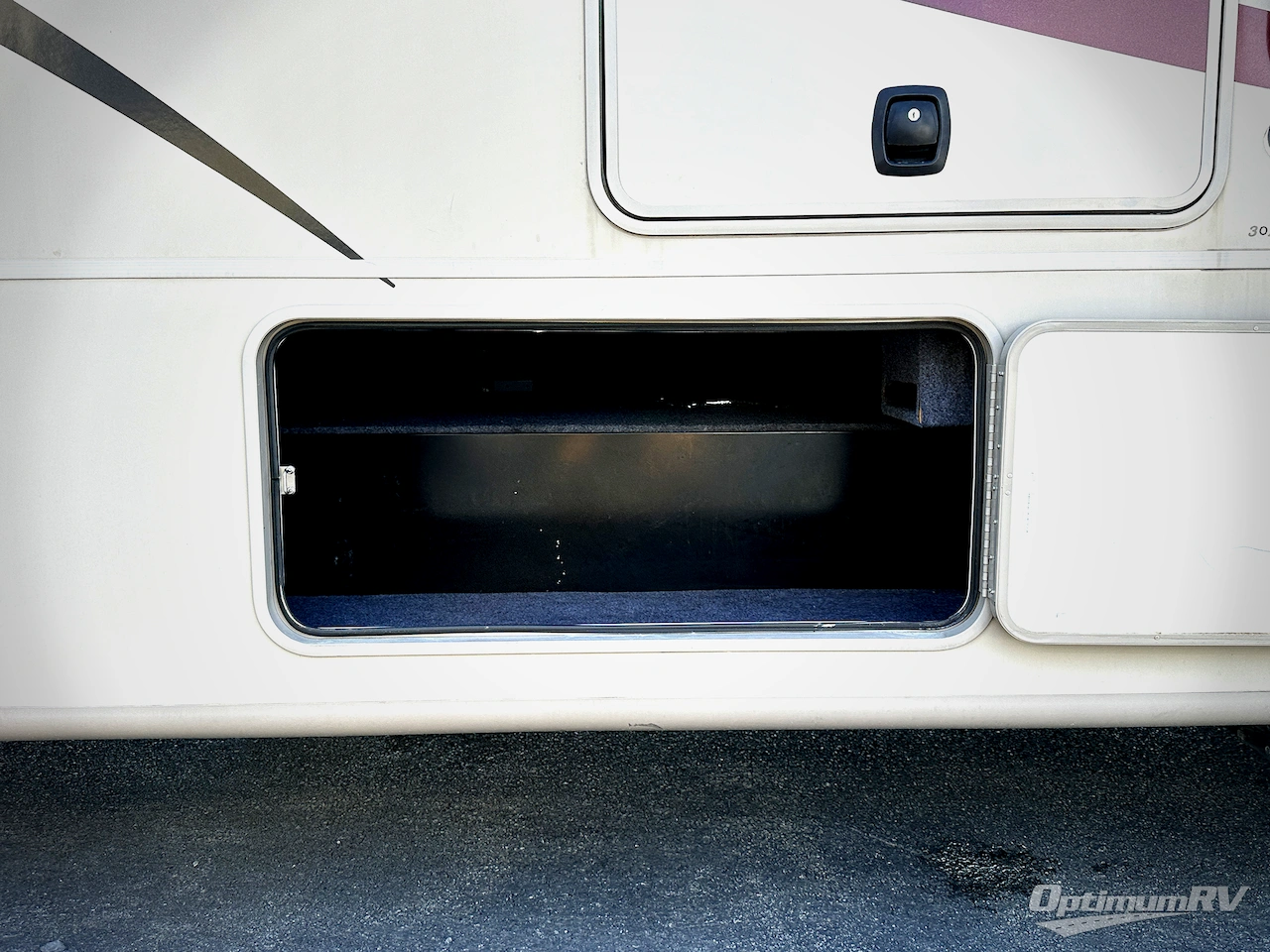 2016 Coachmen Mirada 35LS Photo 24