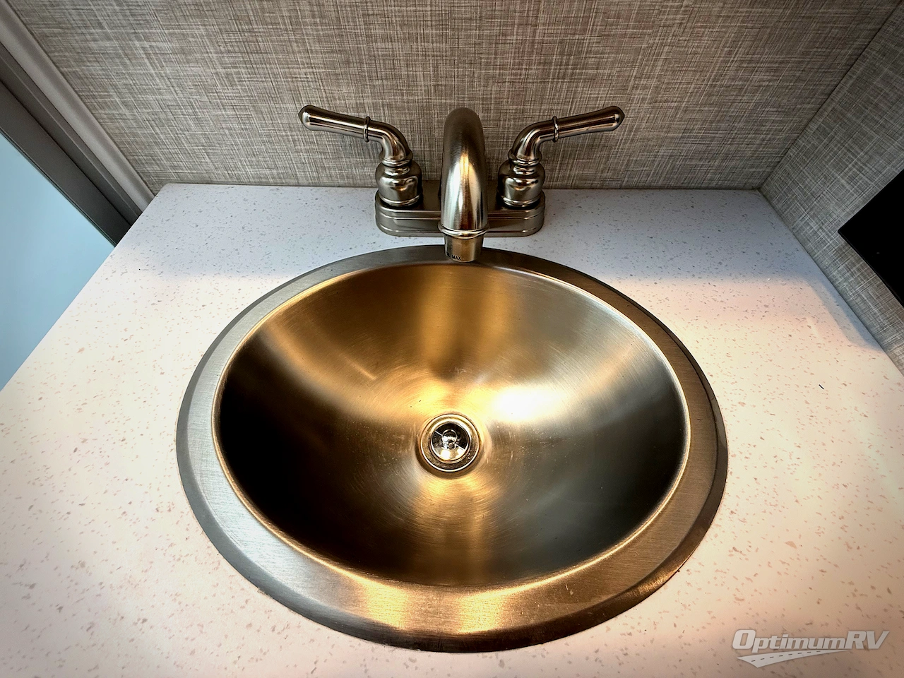 2023 Thor Quantum LF31 Photo 15