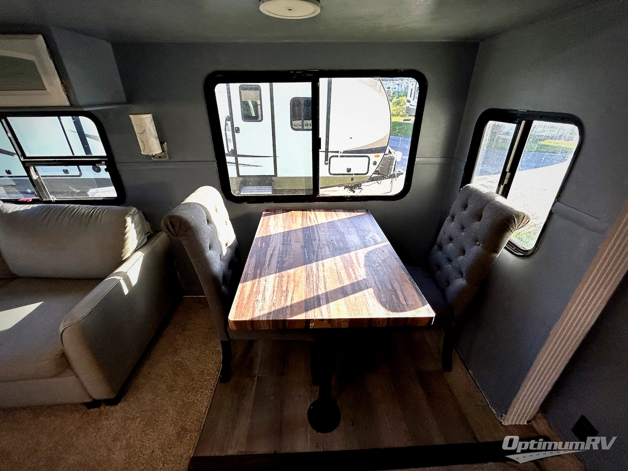 2016 Forest River Salem Hemisphere Lite 272RL Photo 11