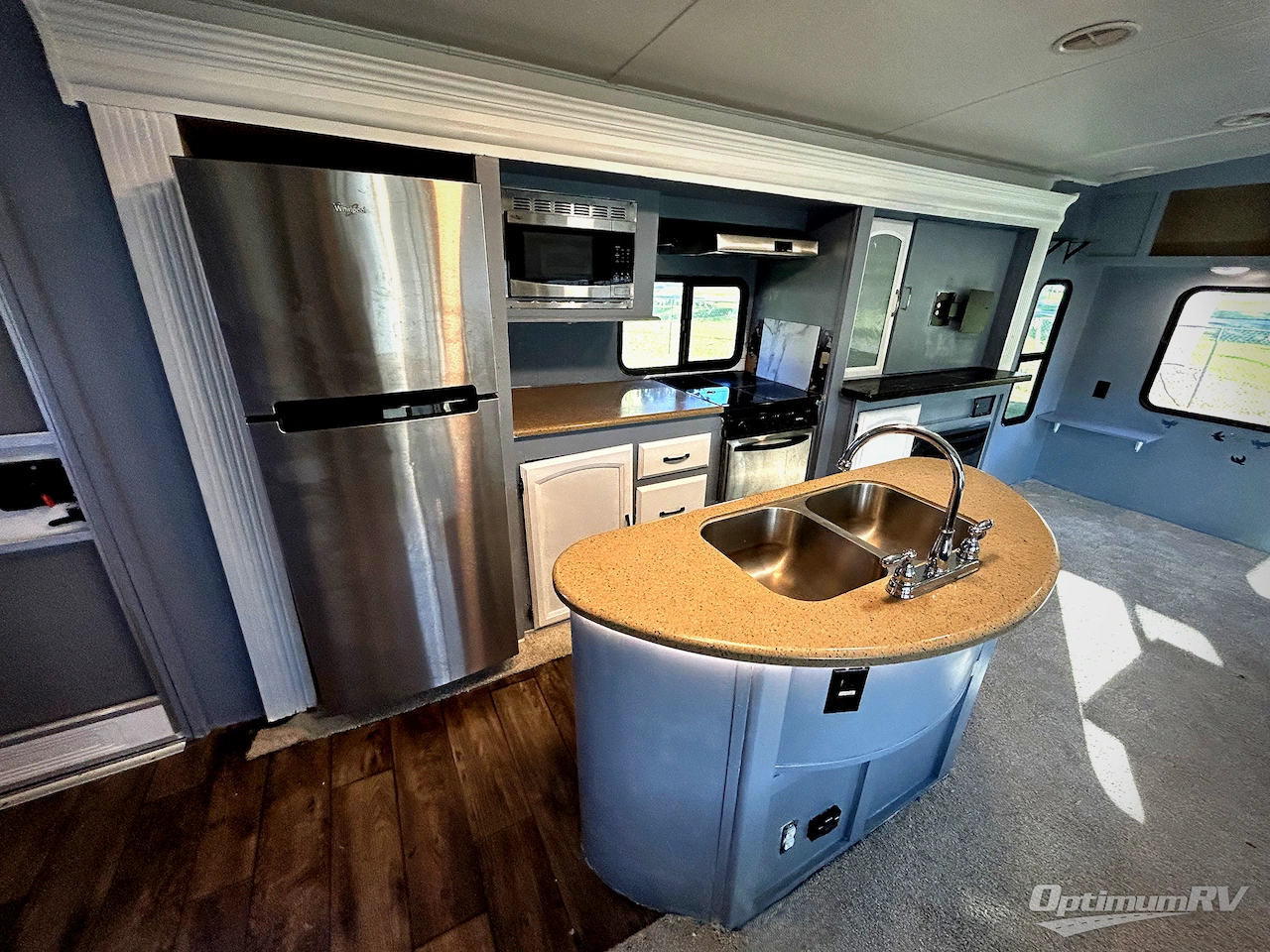 2016 Forest River Salem Hemisphere Lite 272RL Photo 10