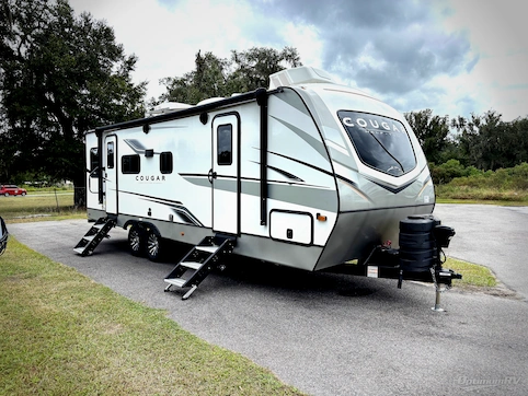 Used 2023 Keystone RV Cougar Half-Ton 25RDS Featured Photo