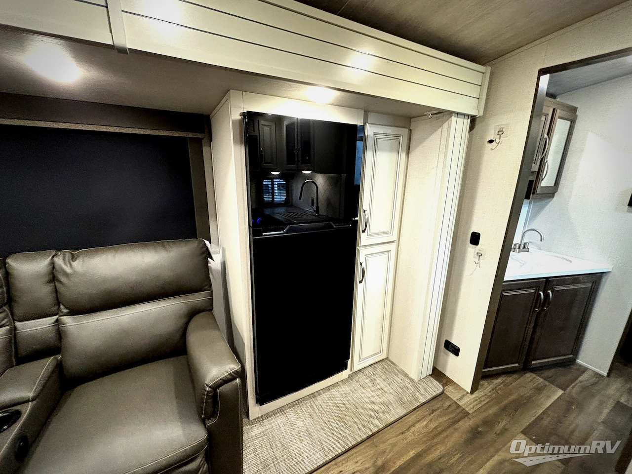 2023 Keystone Cougar Half-Ton 25RDS Photo 13