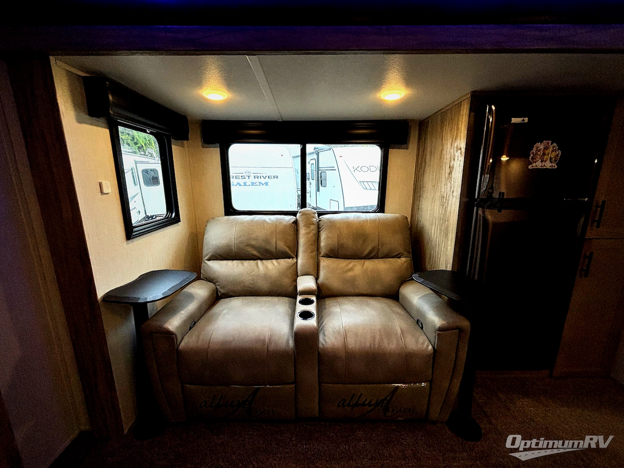 2021 Forest River Cherokee Alpha Wolf 22SWL Photo 12