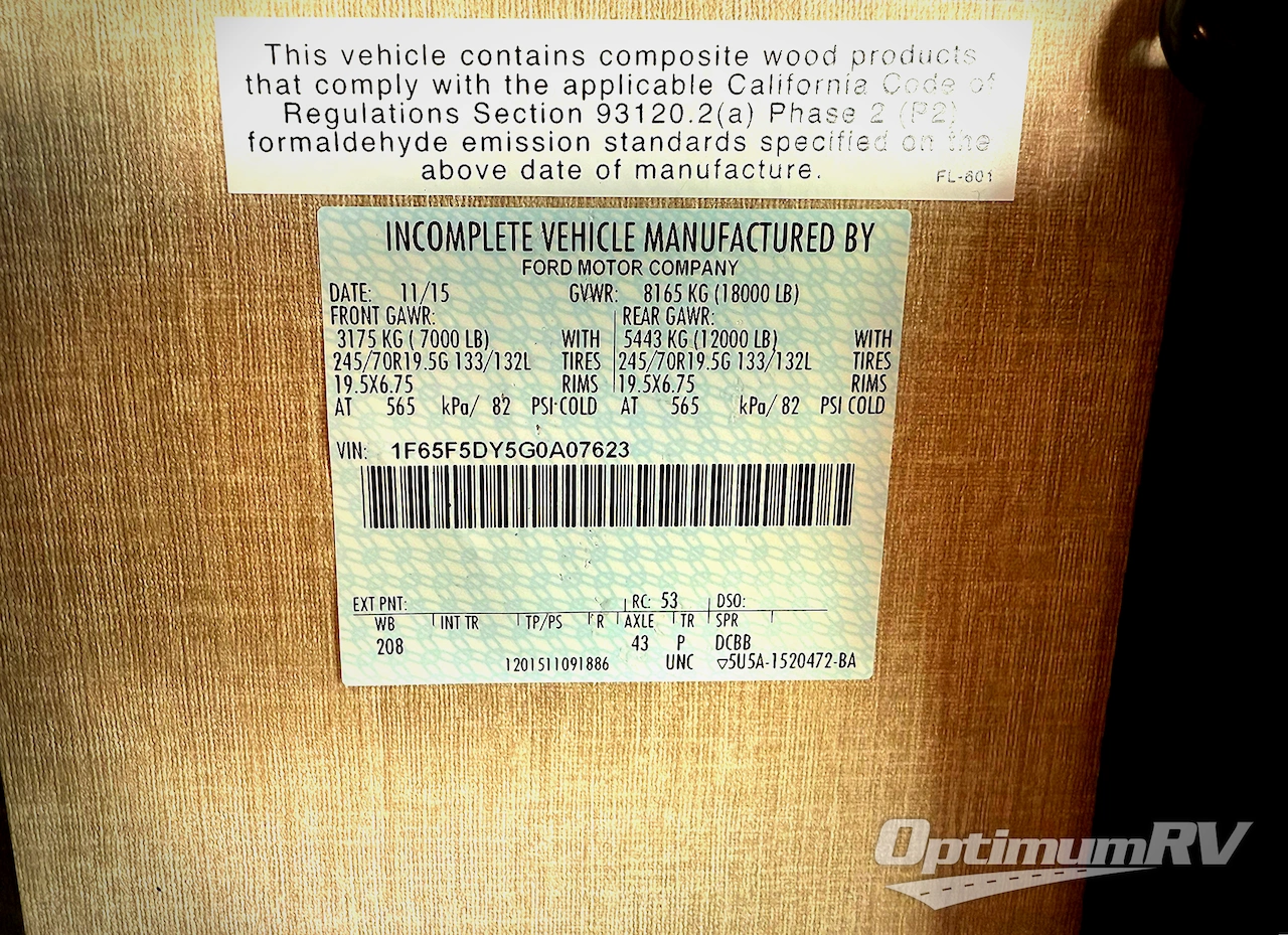 2016 Fleetwood Flair 31B Photo 19