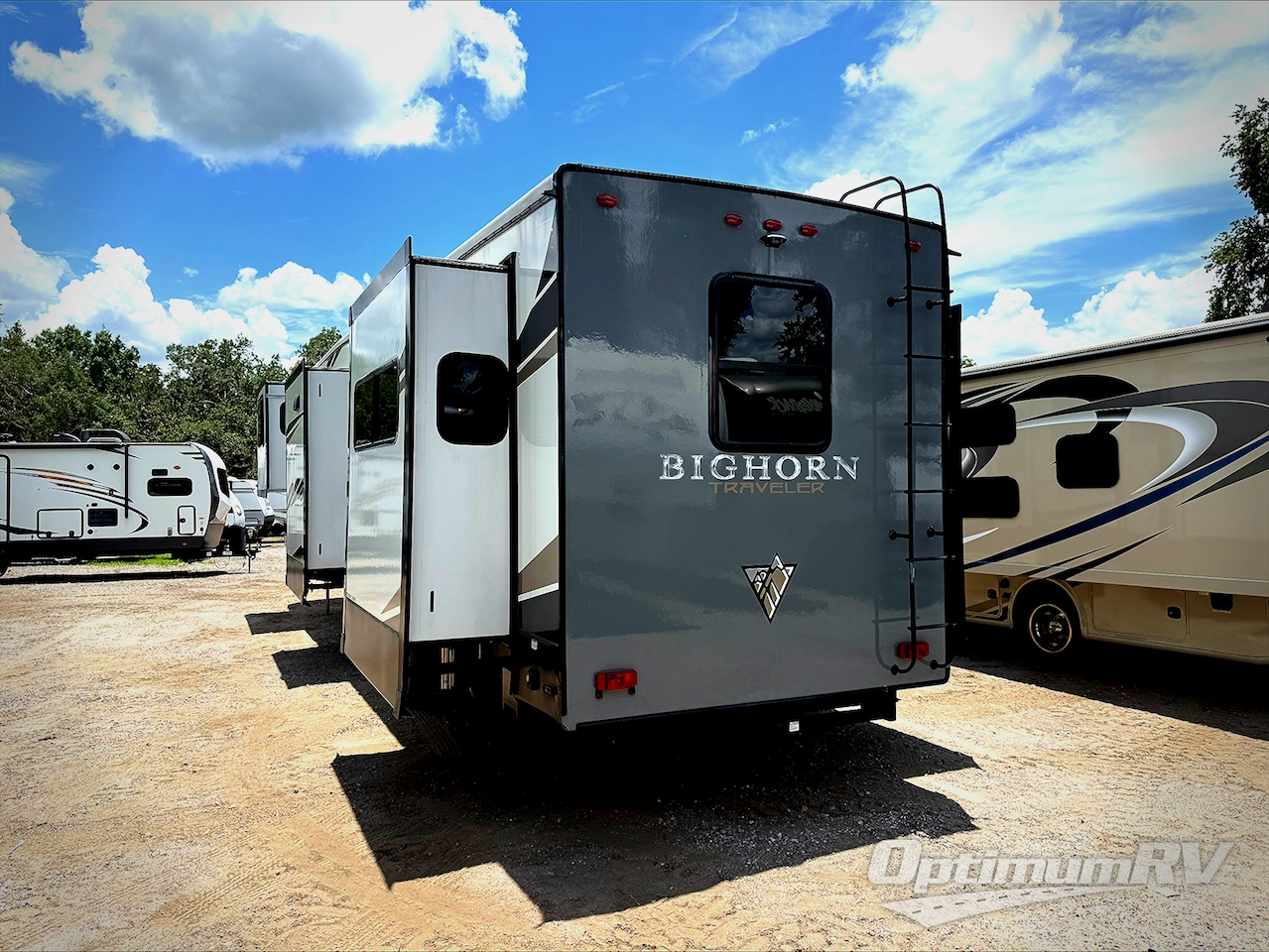 2021 Heartland Bighorn Traveler 34FL Photo 2
