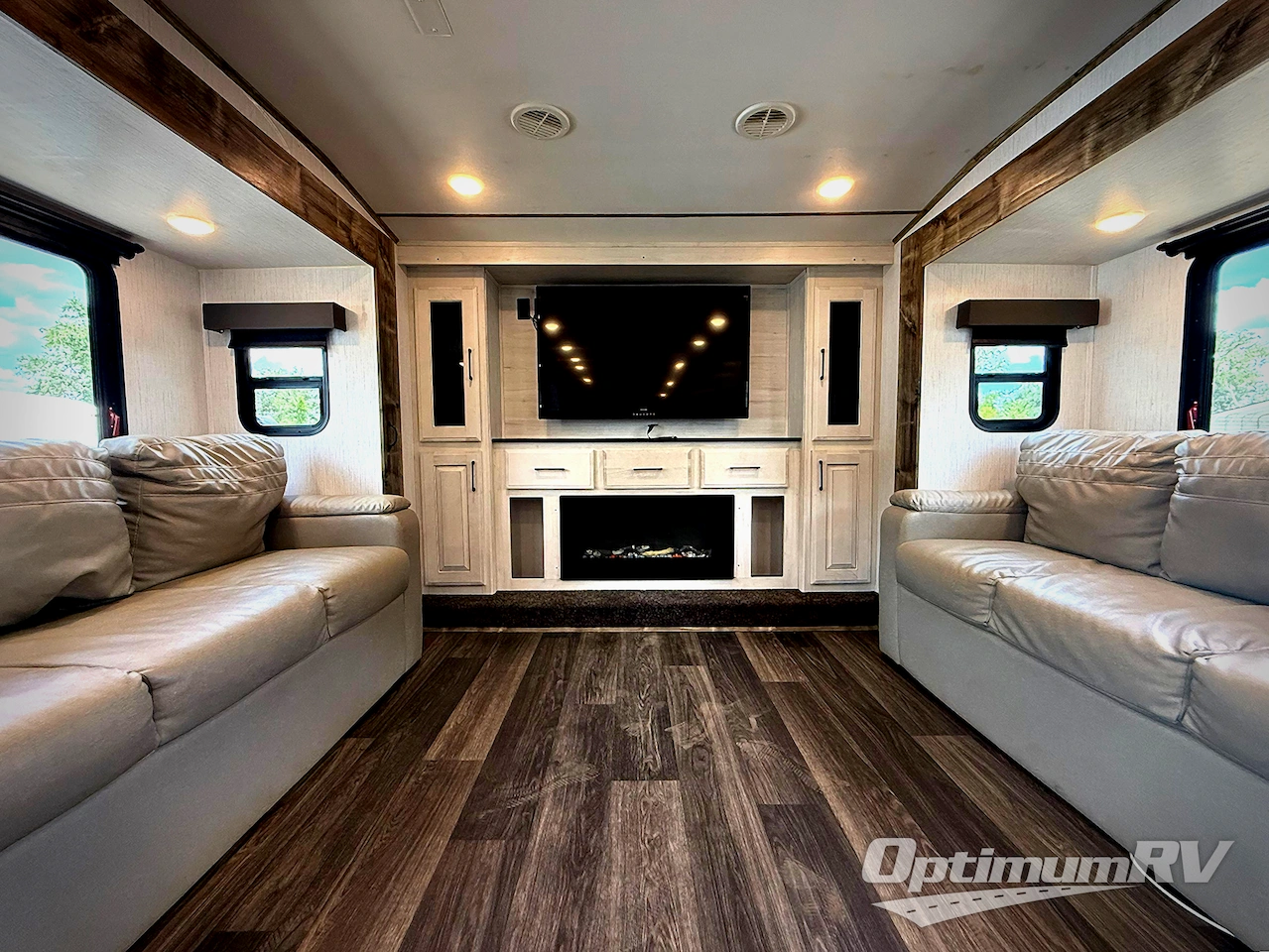 2021 Heartland Bighorn Traveler 34FL Photo 6