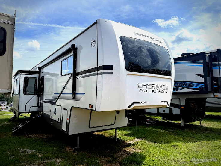 2025 Forest River Cherokee Arctic Wolf Suite 3850SUITE RV Photo 1