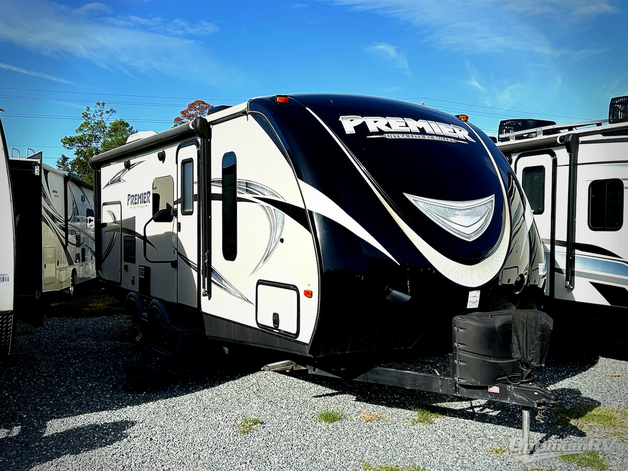 2017 Keystone Premier Ultra Lite 22RBPR Photo 1