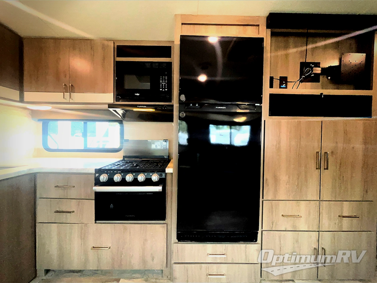 2022 Grand Design Imagine 2800BH Photo 9