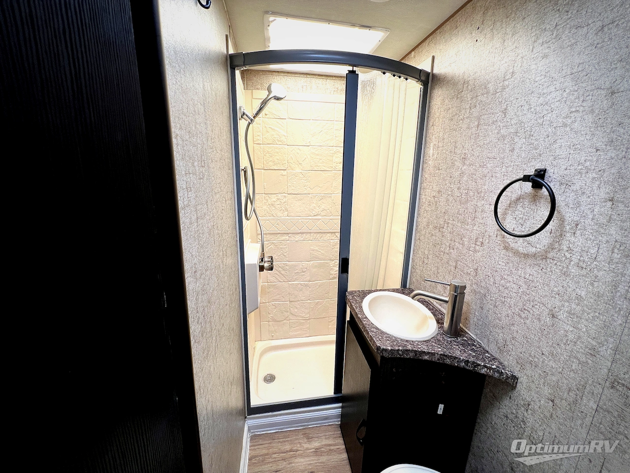 2018 Coachmen Orion LE T20CB Photo 16