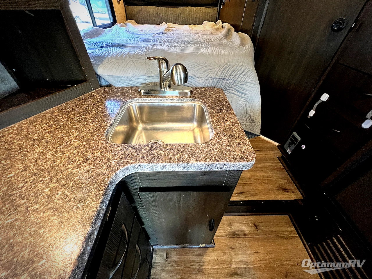 2018 Coachmen Orion LE T20CB Photo 9