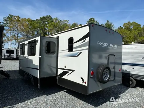 2022 Keystone Passport SL 268BH RV Photo 2