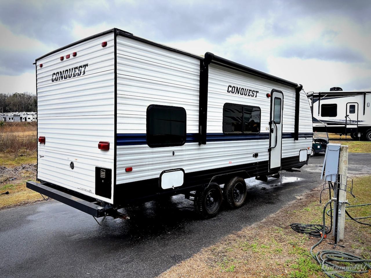 2022 Gulf Stream Conquest Special Edition Series 26BHG Photo 2