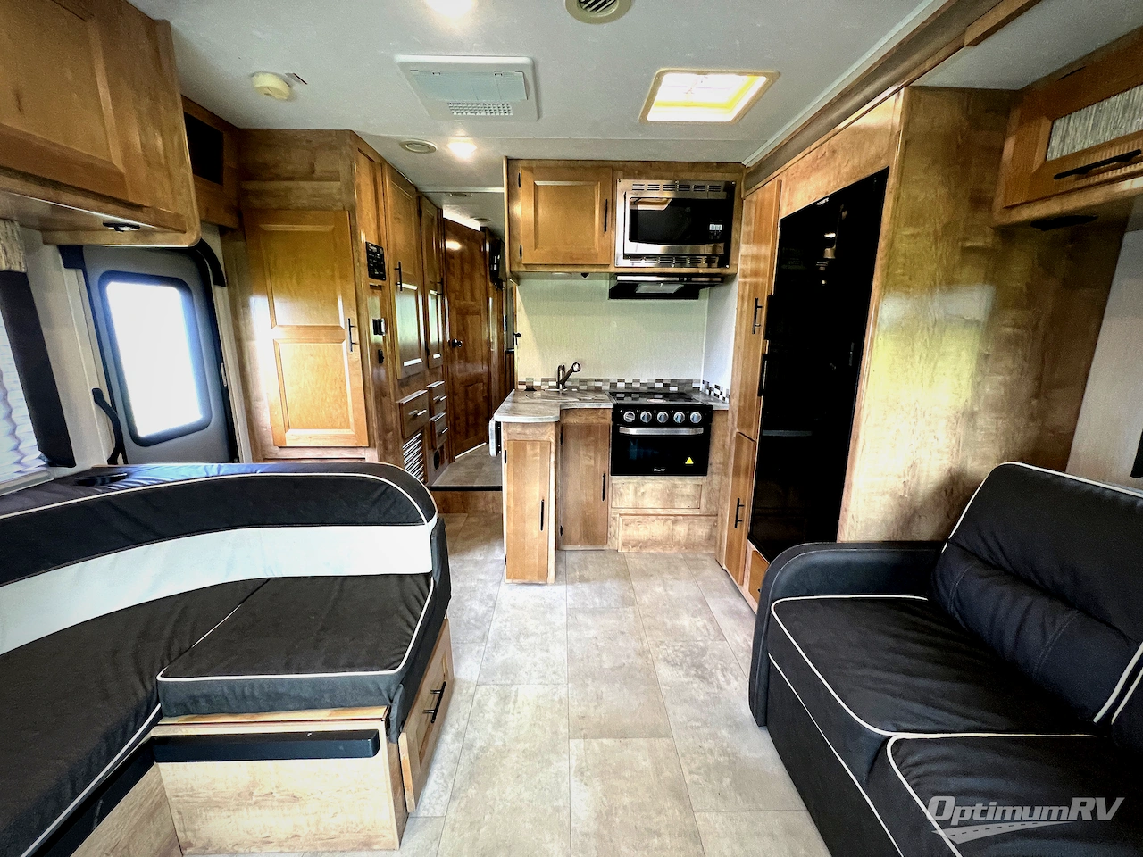 2022 Coachmen Leprechaun Premier 260DS Chevy 4500 Photo 20