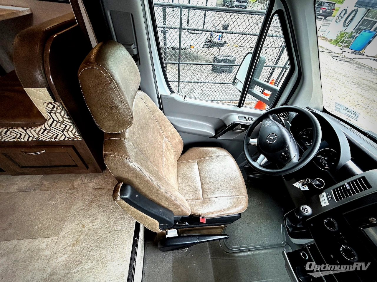 2019 Coachmen Prism 2300 DS Photo 6
