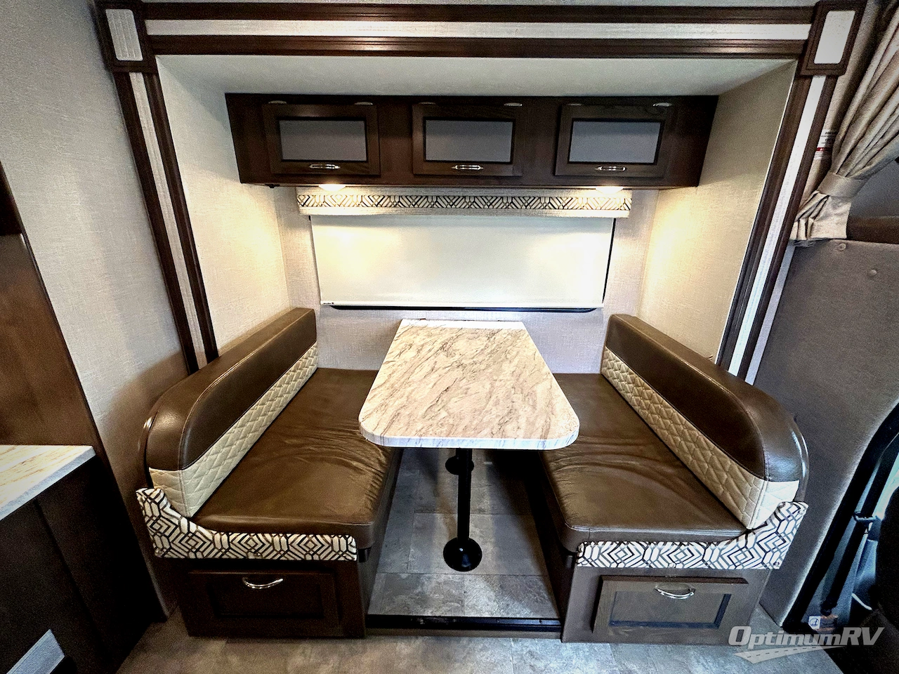 2019 Coachmen Prism 2300 DS Photo 13