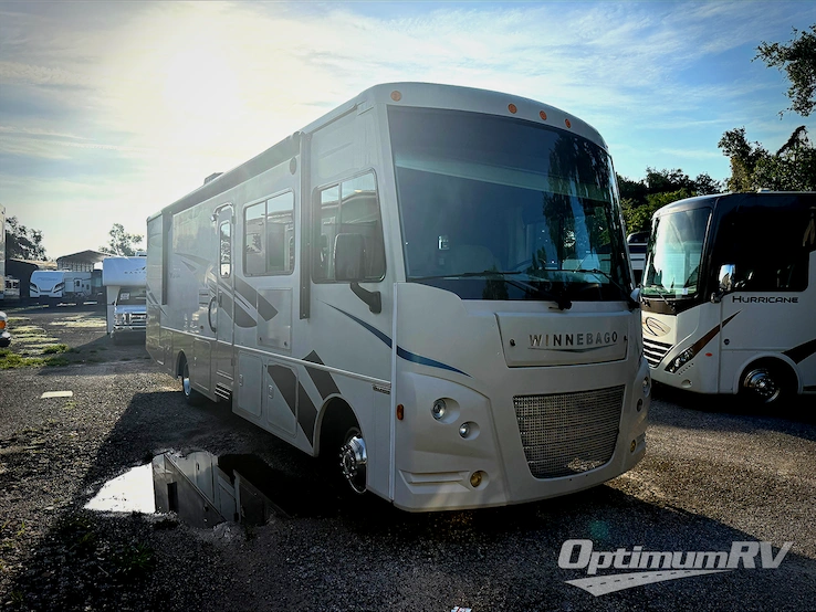 2017 Winnebago Vista 31BE RV Photo 1