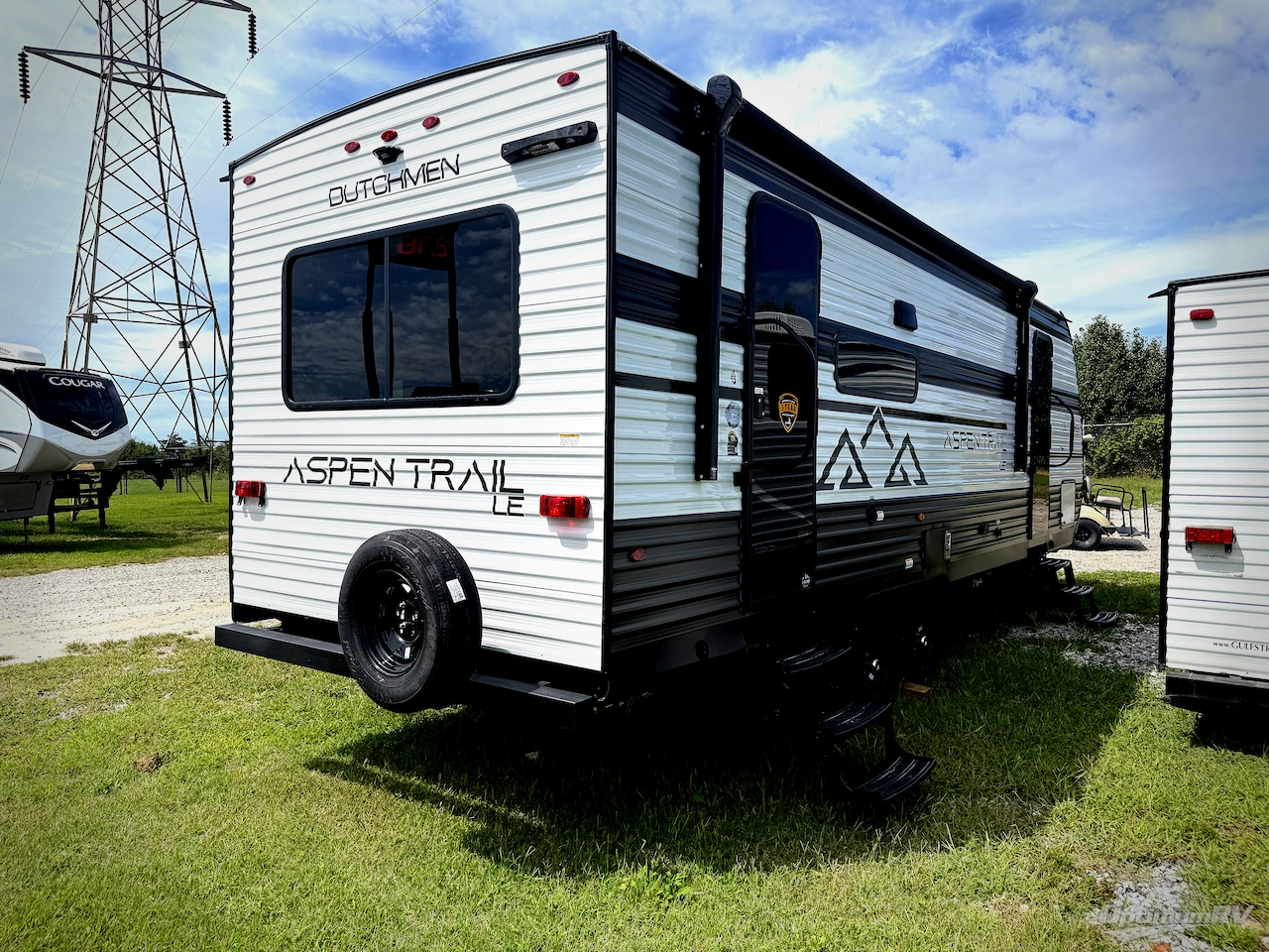 2026 Dutchmen Aspen Trail LE 26RL Photo 2