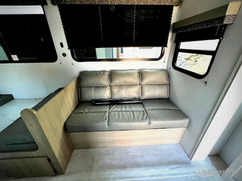 2026 Dutchmen Aspen Trail LE 38DS RV Photo 4