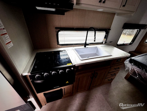 2026 Dutchmen Aspen Trail LE 19RB RV Photo 4