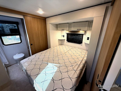 2026 Dutchmen Aspen Trail 38DS RV Photo 4