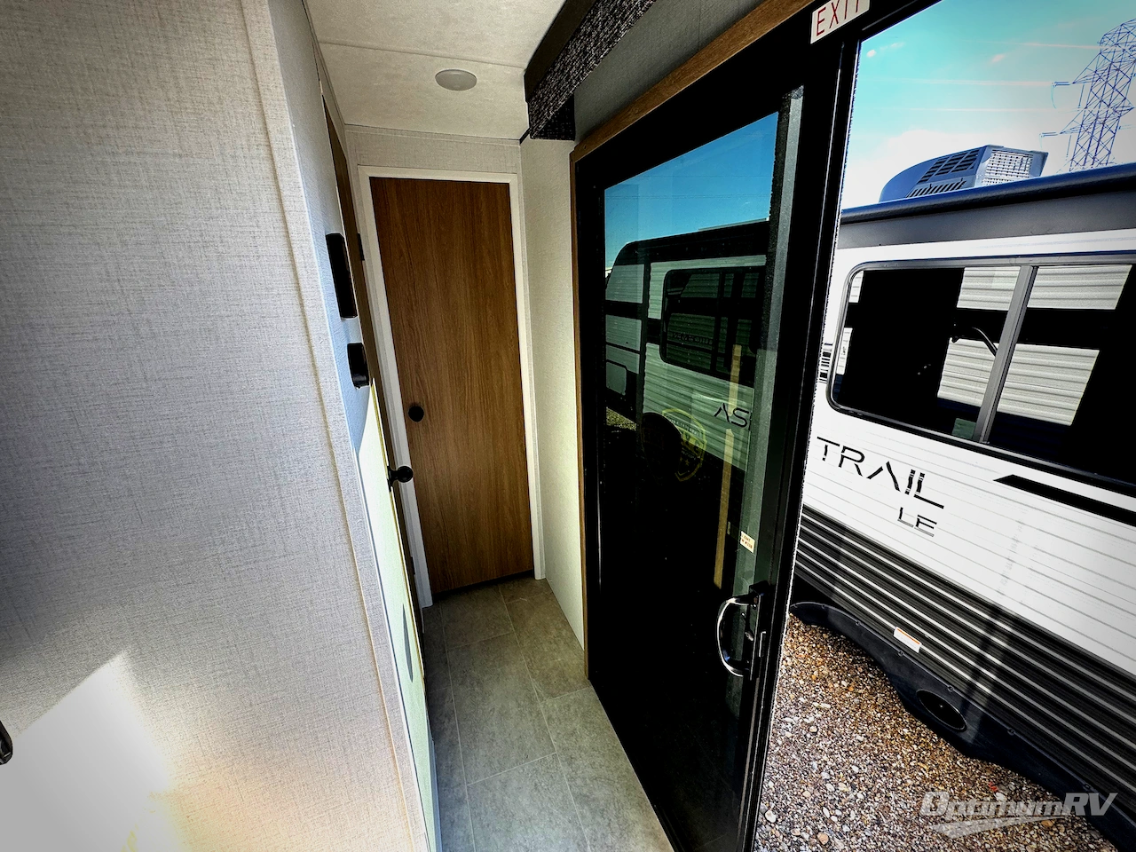 2026 Dutchmen Aspen Trail 38DS Photo 12