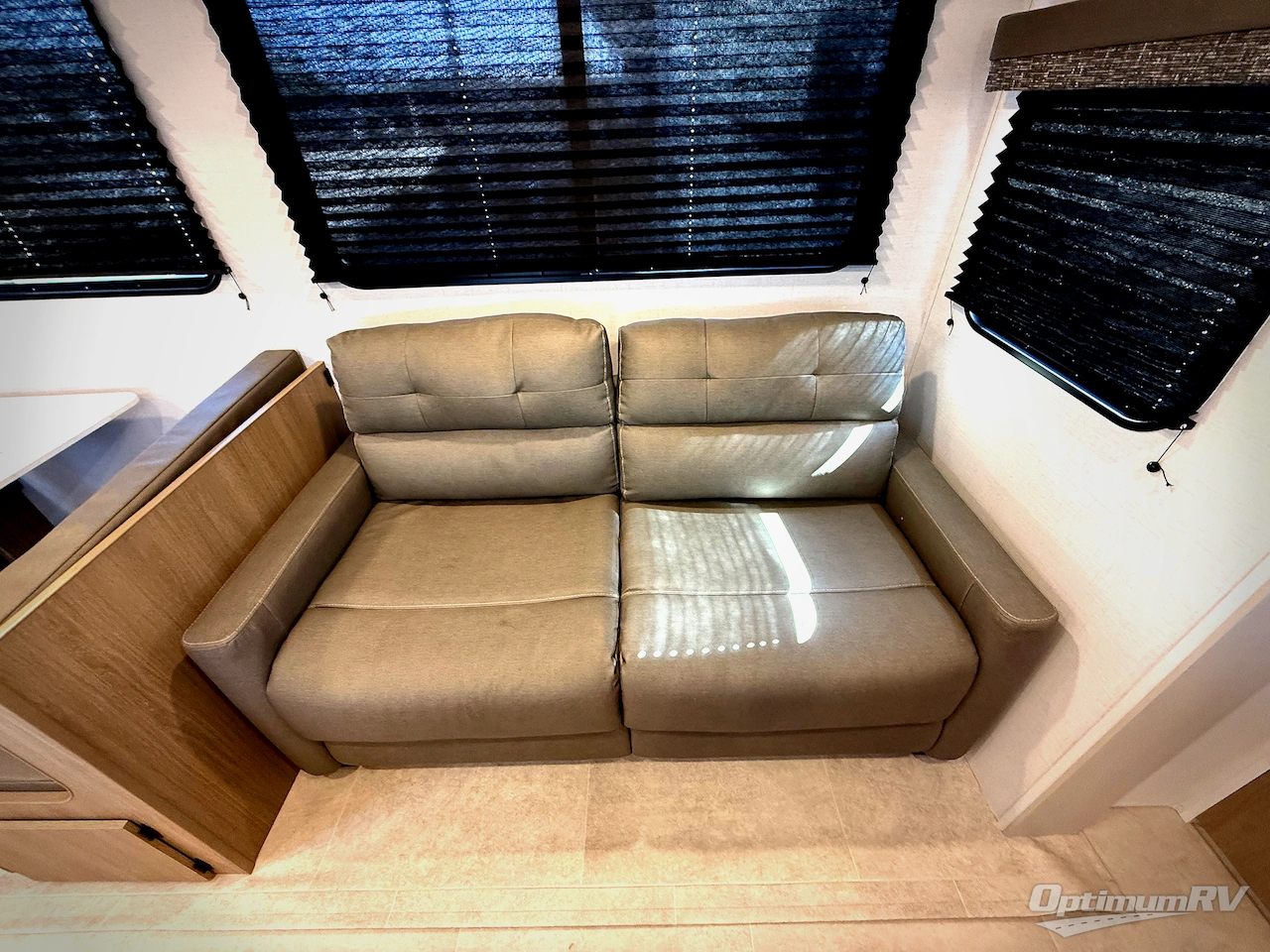 2026 Dutchmen Aspen Trail LE 26BH Photo 5