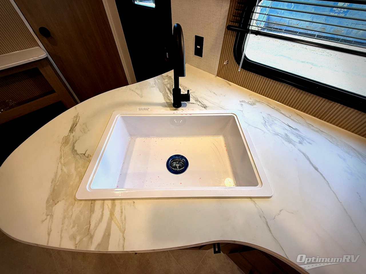 2026 Dutchmen Aspen Trail LE 26BH Photo 8