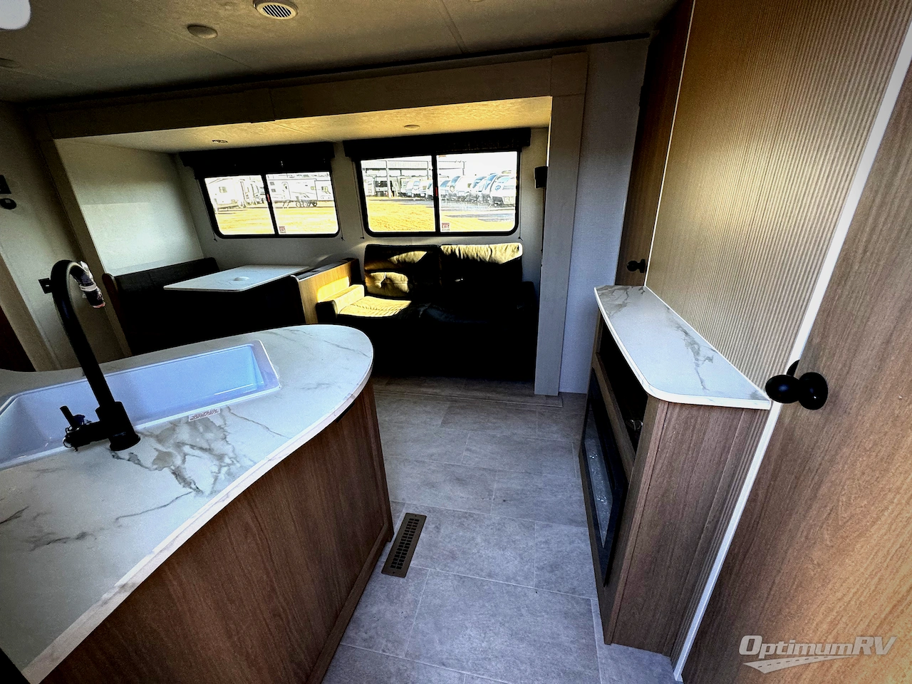 2026 Dutchmen Aspen Trail LE 26BH Photo 2