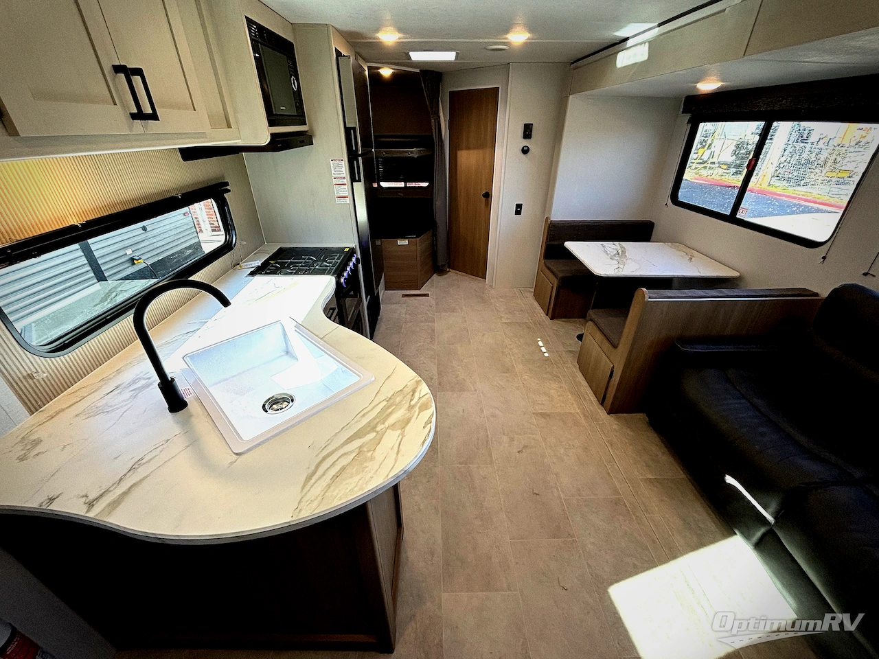 2026 Dutchmen Aspen Trail LE 26BH Photo 4