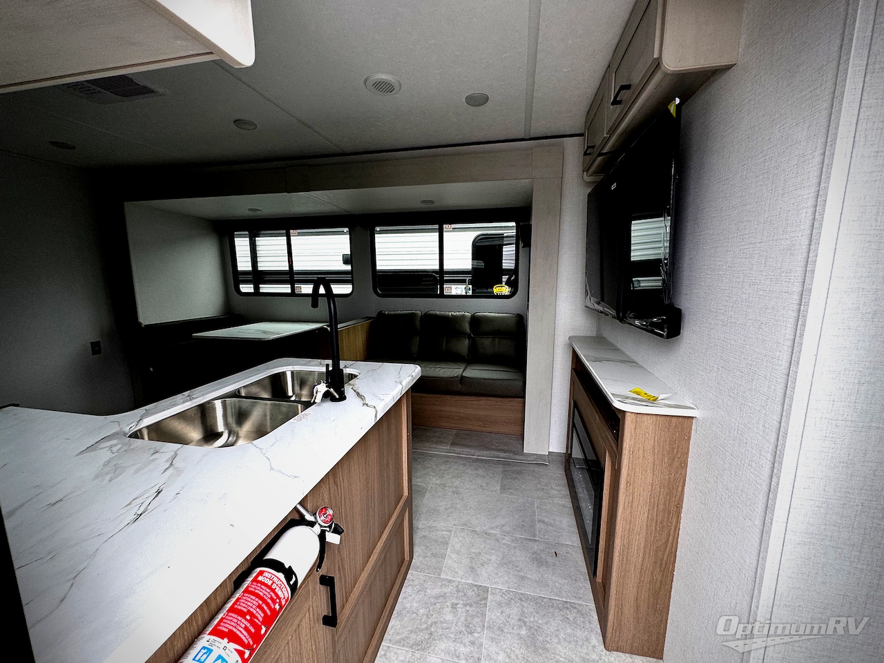 2026 Dutchmen Aspen Trail 38DS Photo 2