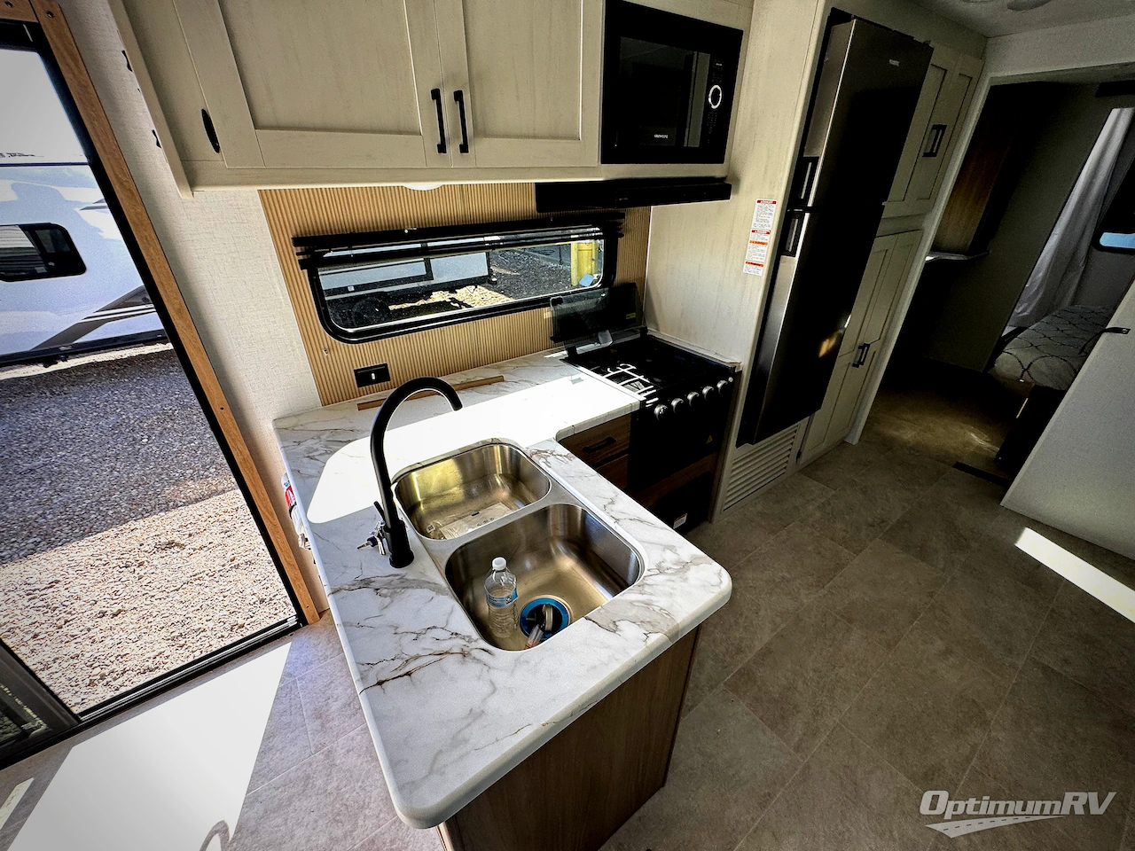 2026 Dutchmen Aspen Trail 38DS Photo 5