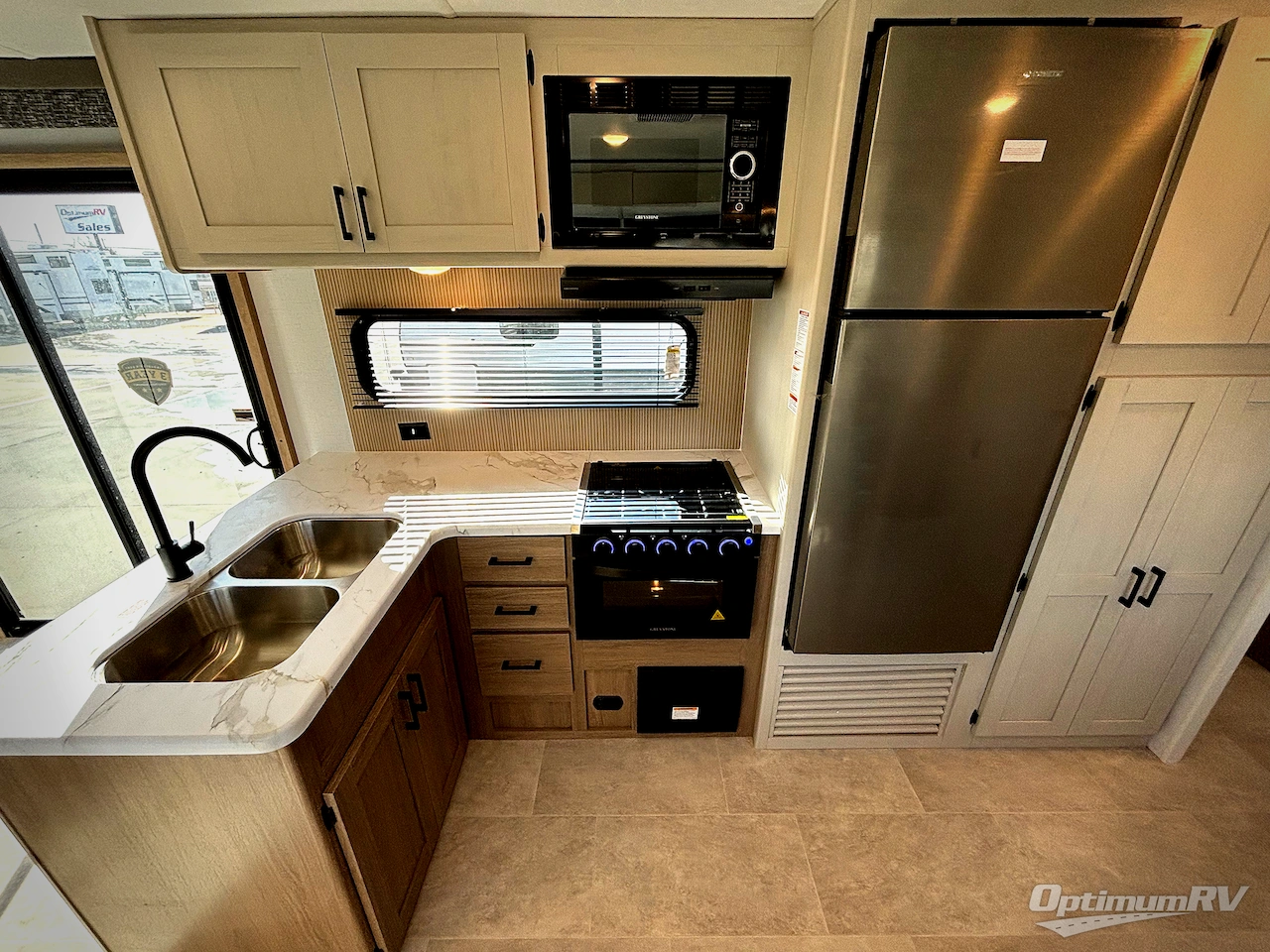 2026 Dutchmen Aspen Trail 38DS Photo 5