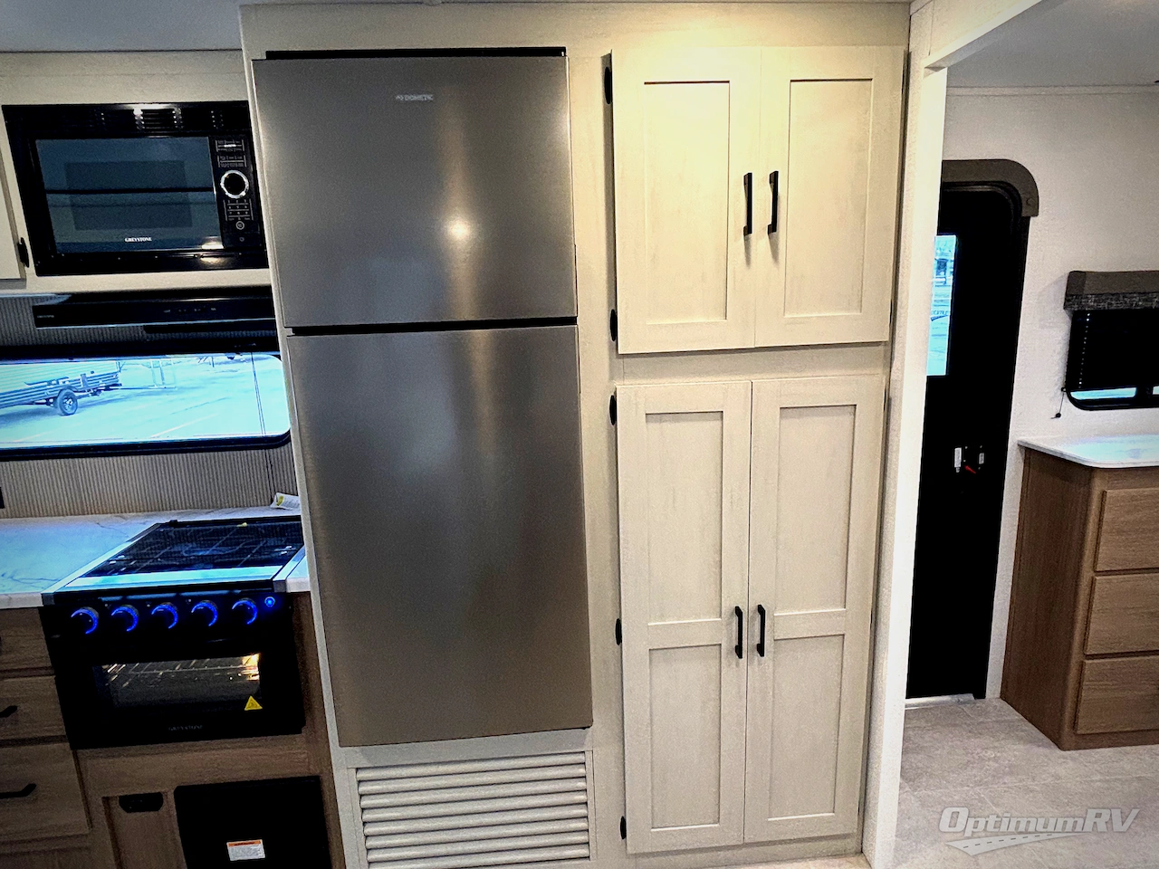 2026 Dutchmen Aspen Trail 38DS Photo 8