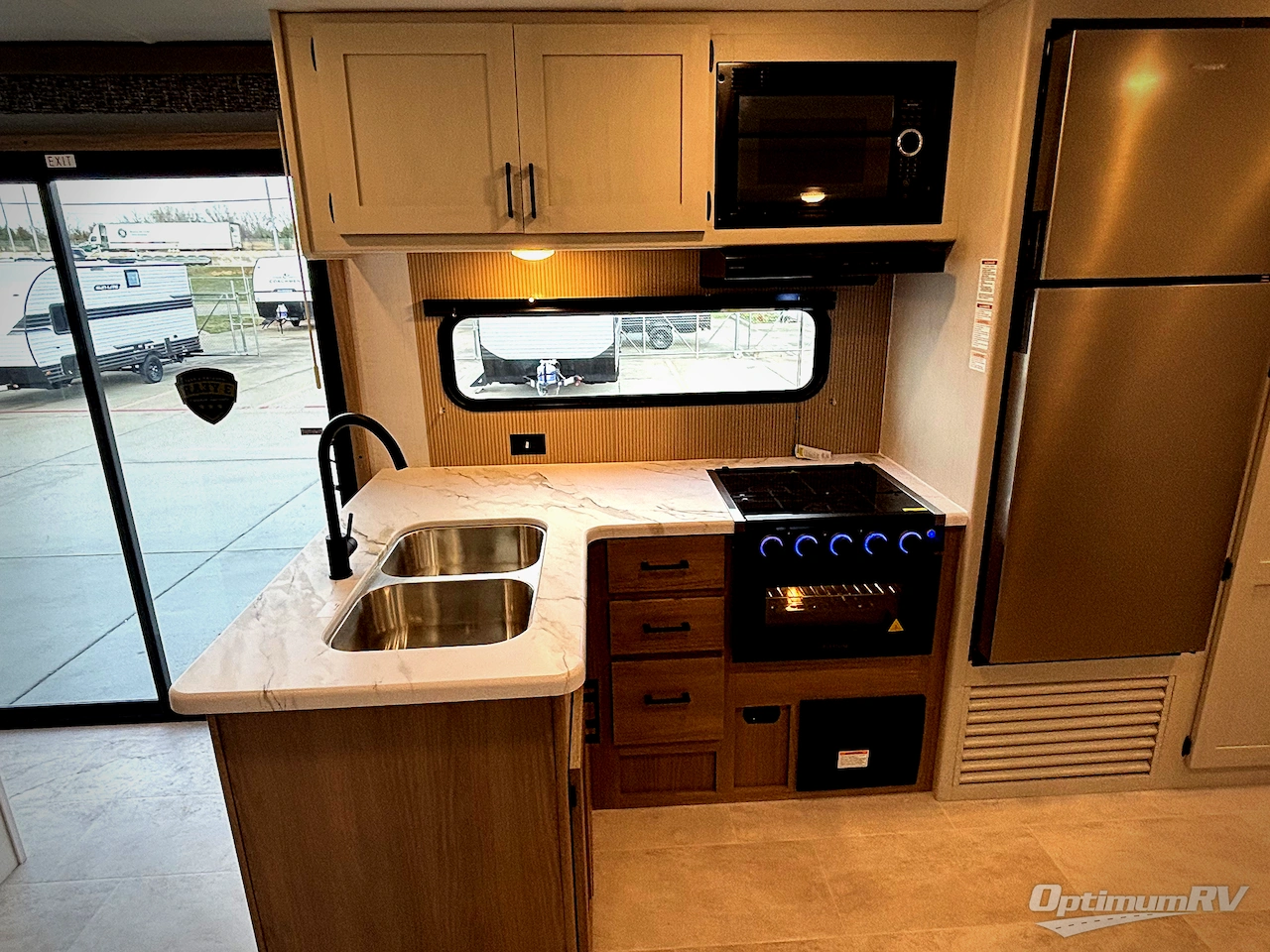 2026 Dutchmen Aspen Trail 38DS Photo 9