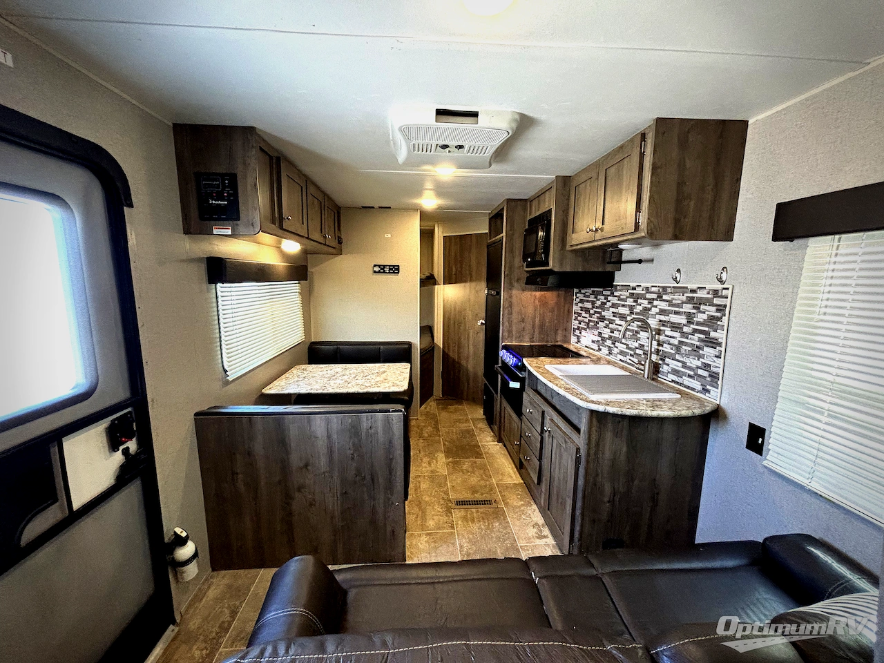 2019 Dutchmen Aspen Trail 25BH Photo 5