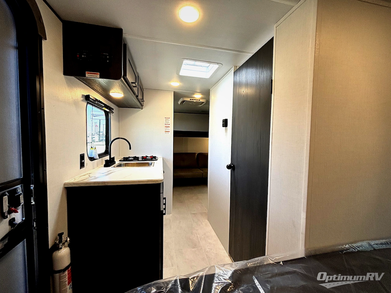 2026 Dutchmen Aspen Trail Mini 17QB Photo 4