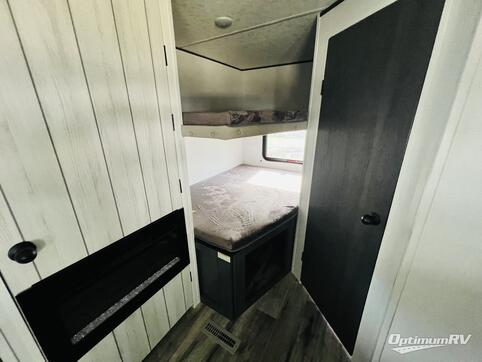 2025 Dutchmen Aspen Trail LE 23BH RV Photo 4