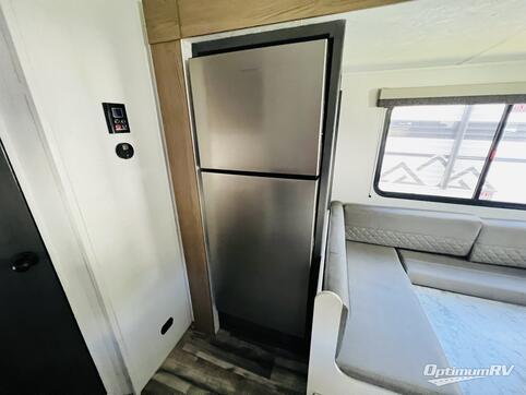 2025 Dutchmen Aspen Trail LE 23BH RV Photo 3